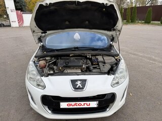 2011 Peugeot 308 I Рестайлинг, белый, 780000 рублей, вид 2