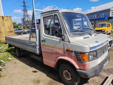 1988 Mercedes-Benz T1, белый, 480000 рублей, вид 3