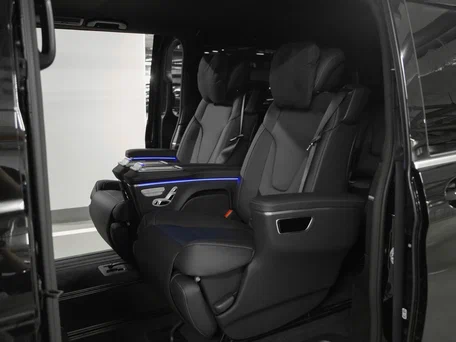 2026 Mercedes-Benz V-Класс Extra Long 300 d экстра длинный III (W447) Рестайлинг 2, чёрный, 14600000 рублей, вид 2