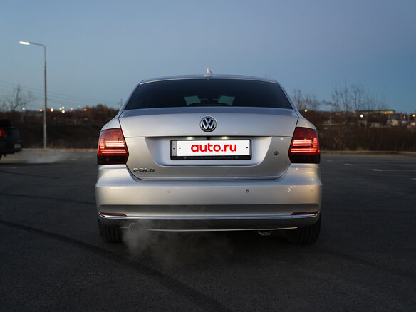 2012 Volkswagen Polo V, серебристый - вид 8