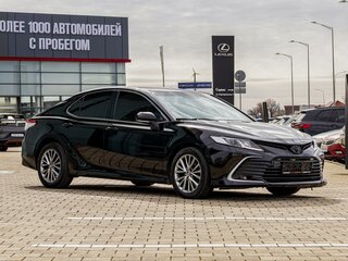 2021 Toyota Camry VIII (XV70) Рестайлинг, чёрный, 2545000 рублей, вид 3