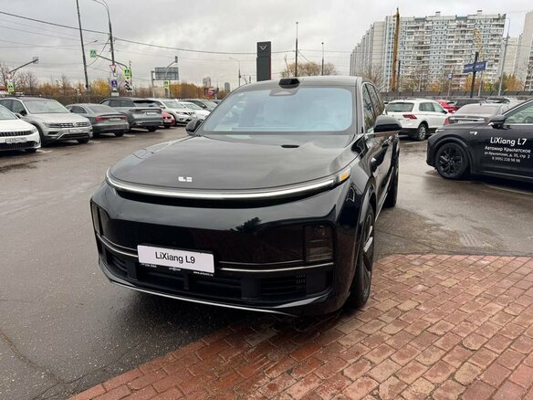 2025 Li Auto (Lixiang) L9 52.3 kWh I Рестайлинг, чёрный, 9550000 рублей - вид 1