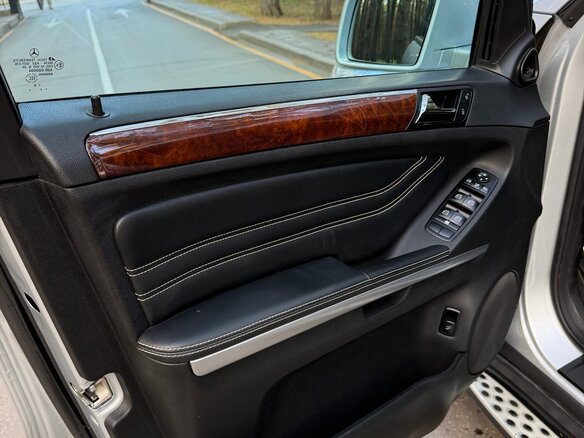 2010 Mercedes-Benz M-Класс 350 II (W164) Рестайлинг, серебристый, 1700000 рублей - вид 15
