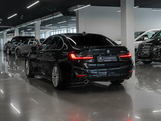 2022 BMW 3 серии 320d VII (G2x), чёрный, 4375000 рублей, вид 4