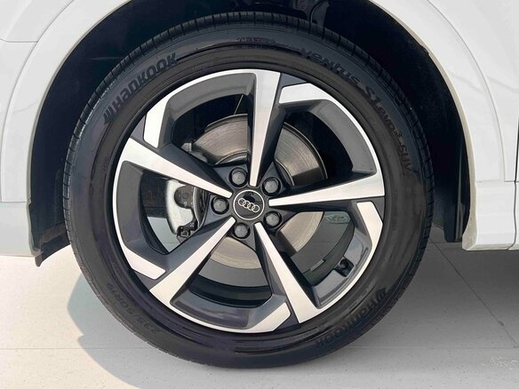2026 Audi Q3 35 TFSI II (F3), белый, 3539000 рублей - вид 18