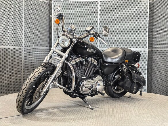 2009 Harley-Davidson Sportster 1200, чёрный, 699000 рублей - вид 3