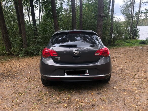 2012 Opel Astra J Рестайлинг, серый, 800000 рублей - вид 3