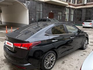 2021 Hyundai Solaris II Рестайлинг, чёрный, 1600000 рублей, вид 4