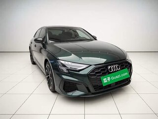 2022 Audi A3 Sportback 35 TFSI IV (8Y), зелёный, 1650000 рублей, вид 3
