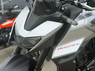 2026 Honda CB 750 Hornet, серебристый, 1190000 рублей, вид 4