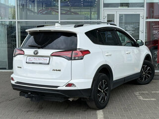 2018 Toyota RAV4 IV (XA40) Рестайлинг, белый, 1619000 рублей, вид 2