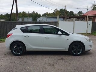 2011 Opel Astra J, белый, 550000 рублей, вид 4