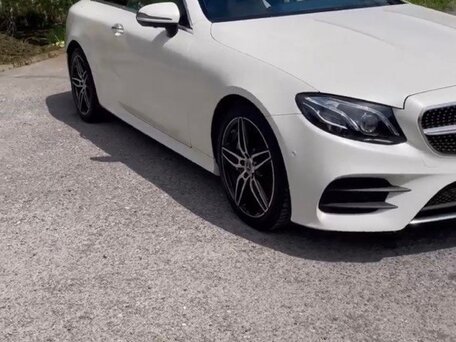 2017 Mercedes-Benz E-Класс 300 V (W213, S213, C238), белый, 4250000 рублей, вид 2