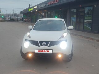 2013 Nissan Juke I, белый, 815000 рублей, вид 2