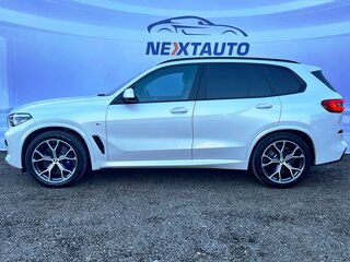 2019 BMW X5 30d IV (G05/G18), белый, 7300000 рублей, вид 2
