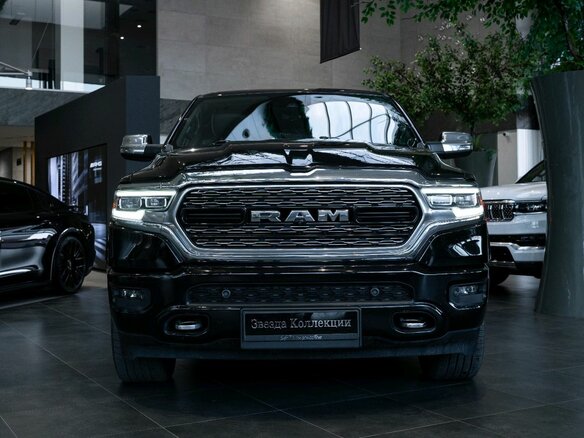 2023 Ram 1500 Crew Cab eTorque V, чёрный, 9500000 рублей - вид 12