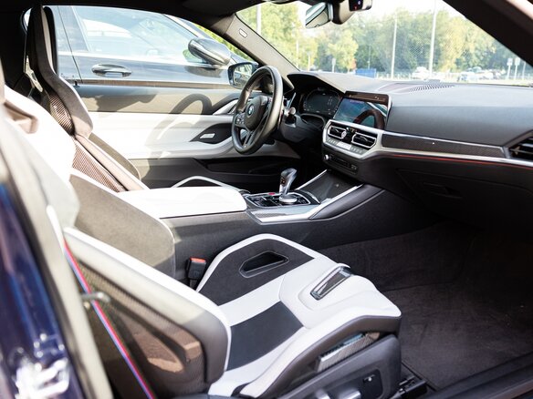 2021 BMW M4 Competition Package G82/G83, жёлтый - вид 23