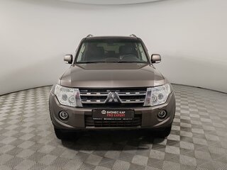 2014 Mitsubishi Pajero IV Рестайлинг 1, коричневый, 2145000 рублей, вид 2