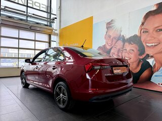 2021 Skoda Rapid II, красный, 1432000 рублей, вид 4