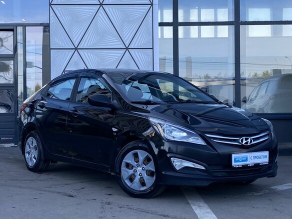 2016 Hyundai Solaris I Рестайлинг, чёрный, 649000 рублей - вид 2