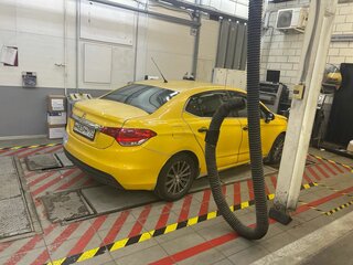2015 Citroen C4 II, жёлтый, 790000 рублей, вид 2