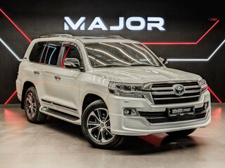 2019 Toyota Land Cruiser 200 Series Рестайлинг 2, белый, 7550000 рублей, вид 3