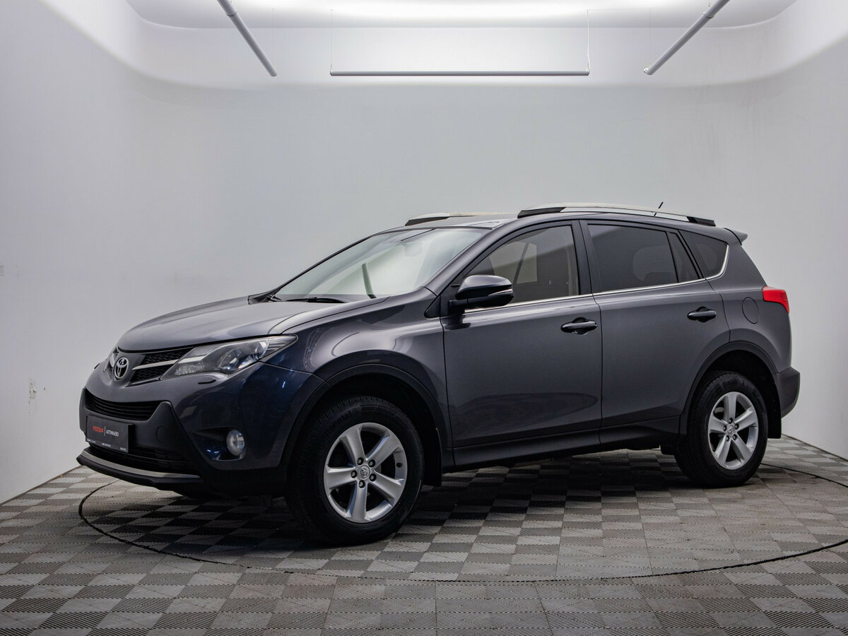 Открыть фотографии: Toyota RAV4 IV (XA40)