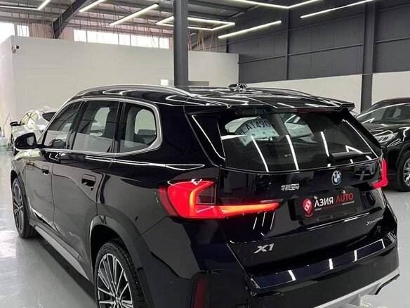 2024 BMW X1 Long 20Li sDrive III (U11/U12), синий, 3453000 рублей - вид 4