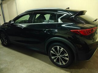 2017 Infiniti QX30, чёрный, 2195000 рублей, вид 4