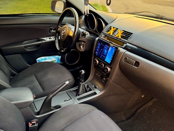 2007 Mazda 3 I (BK) Рестайлинг, серебристый, 230000 рублей - вид 9