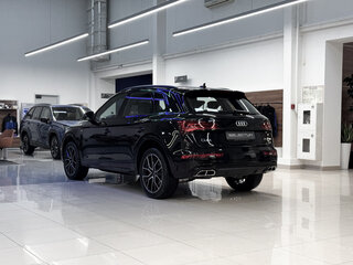 2026 Audi Q5 L 45 TFSI II (FY) Рестайлинг, чёрный, 5940000 рублей, вид 5
