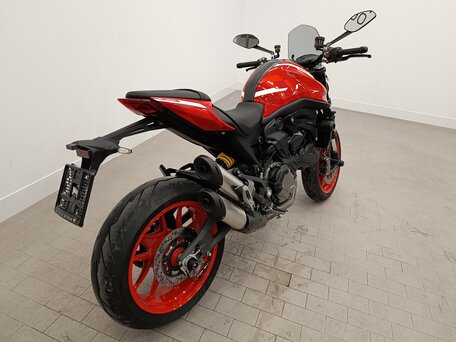 2022 Ducati Monster 937, красный, 1100000 рублей, вид 2