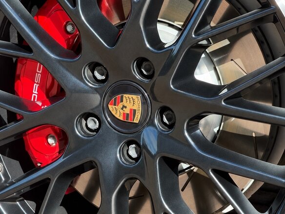 2021 Porsche Panamera GTS II Рестайлинг, красный, 14500000 рублей - вид 12