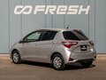 2017 Toyota Vitz III (XP130) Рестайлинг 2, серый, 890000 рублей - вид 1