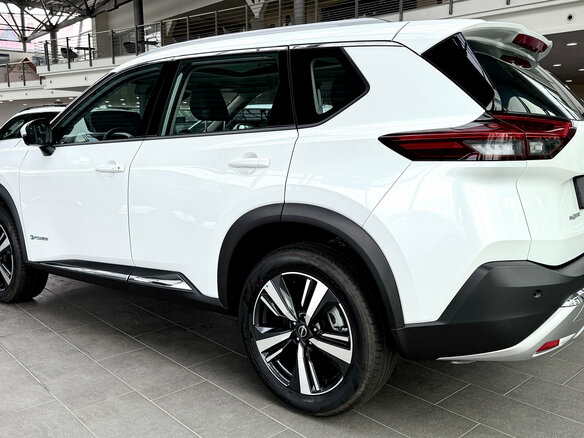 2024 Nissan X-Trail IV, белый - вид 4