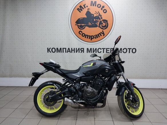 2017 Yamaha MT-07 (FZ-07), серый, 725000 рублей