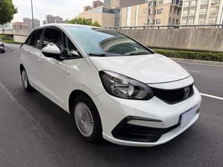 2022 Honda Fit Crosstar IV Рестайлинг, белый, 1290000 рублей, вид 3