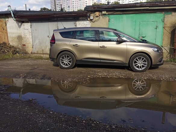 2019 Renault Scenic IV, коричневый, 1850000 рублей - вид 3