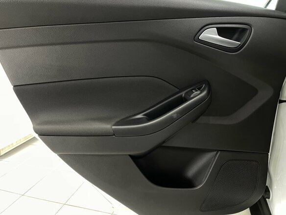 2013 Ford Focus III, белый, 849000 рублей - вид 20