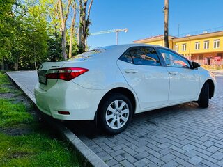 2015 Toyota Corolla XI (E160, E170, E180), белый, 1650000 рублей, вид 4