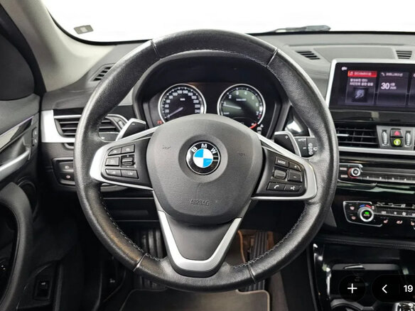 2022 BMW X1 18d sDrive II (F48) Рестайлинг, серебристый, 1950000 рублей - вид 16