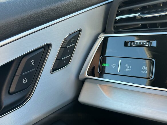 2025 Audi Q8 55 TFSI I (4M) Рестайлинг, серый, 14050000 рублей - вид 14