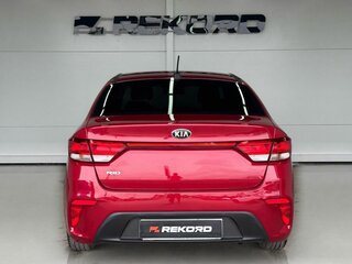 2019 Kia Rio IV, красный, 1419000 рублей, вид 5