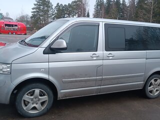 2004 Volkswagen Multivan T5, белый, 1010000 рублей, вид 4