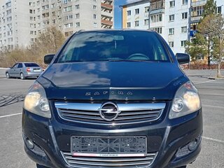 2012 Opel Zafira B Рестайлинг, чёрный, 630000 рублей, вид 2