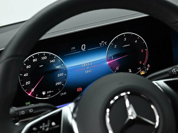 2025 Mercedes-Benz V-Класс Extra Long 300 d экстра длинный III (W447) Рестайлинг 2, чёрный, 13700000 рублей - вид 11