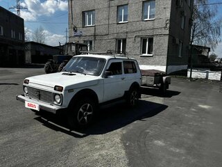 2000 Lada (ВАЗ) 2121 (4x4) I Рестайлинг, белый, 300000 рублей, вид 1