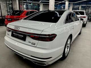 2021 Audi A8 Long 55 TFSI IV (D5), белый, 7200000 рублей, вид 4