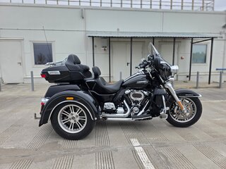 2017 Harley-Davidson Tri Glide, чёрный, 2799000 рублей, вид 1