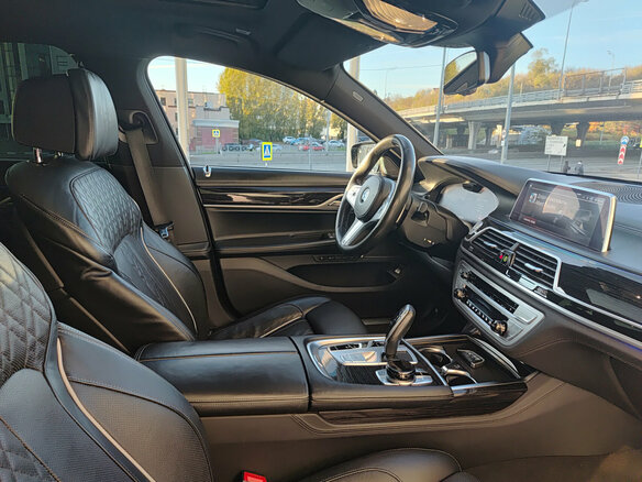 2019 BMW 7 серии 730d xDrive VI (G11/G12) Рестайлинг, серый, 5300000 рублей - вид 10
